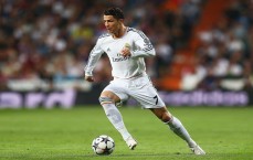 九游娱乐|意甲争冠白热化，国际米兰绝杀登顶，AC米兰紧追不舍