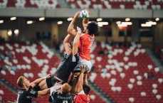 九游体育下载-瓦拉内含泪坦承，膝盖之痛伴我征战多年，带伤坚持铸就传奇之路