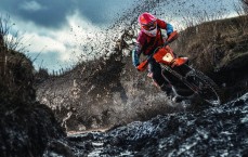 九游娱乐：NBA总决赛激战正酣，勇士队逆转取胜夺赛点