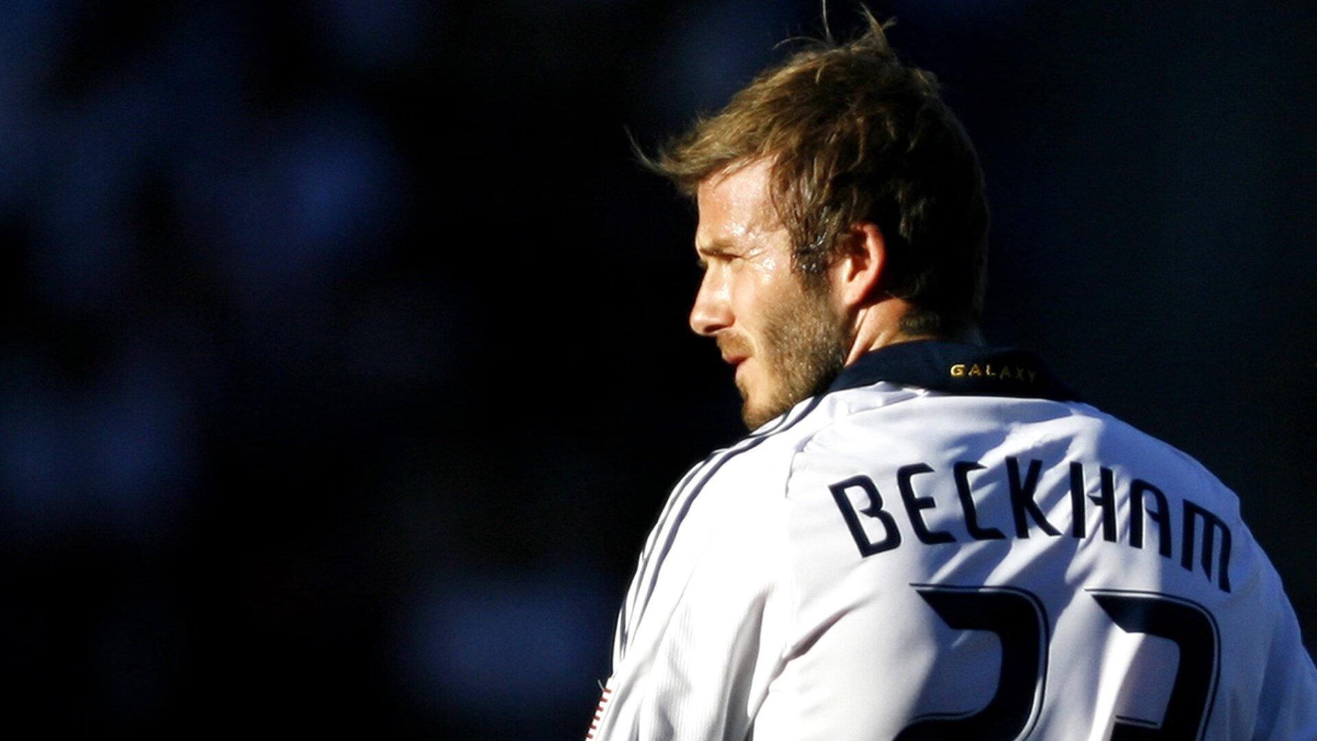 从伤病到复出,传奇球星涅槃重生,带领球队重返巅峰之路